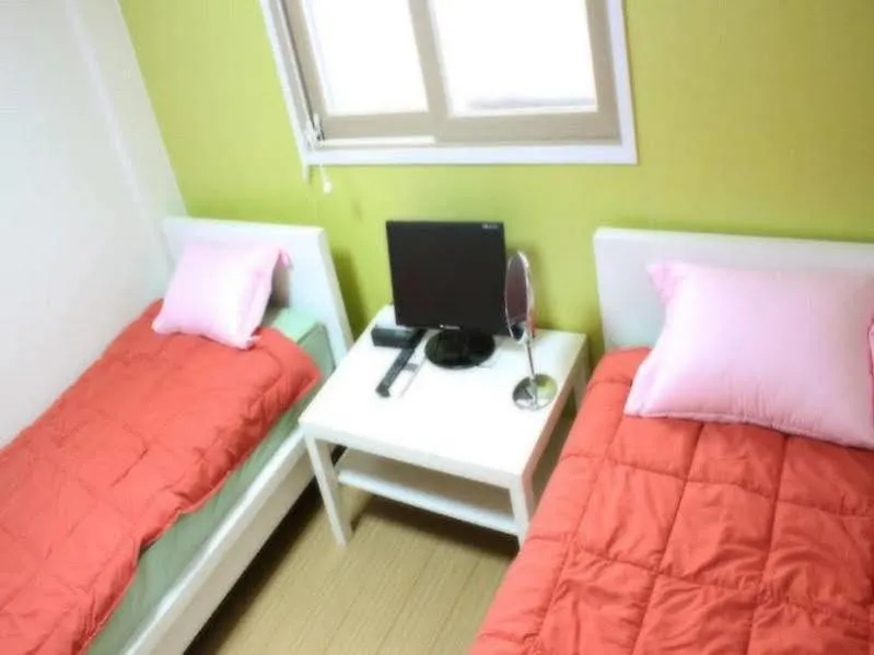 Patio 59 Hongdae Hotel Seoul 2*,